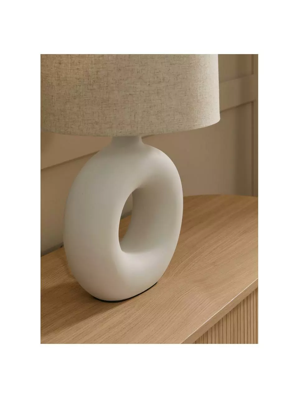 Westwing Collection Große Keramik-Tischlampe Gisella, Ø 35 x H 55 cm 6 Westwing Collection Große Keramik-Tischlampe Gisella, Ø 35 x H 55 cm – Bild 4