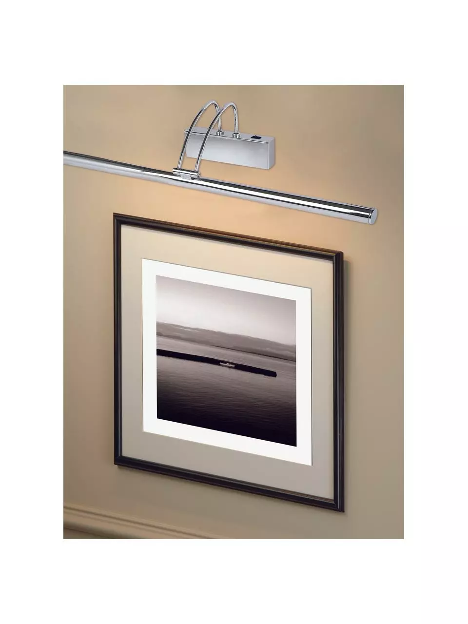 Searchlight Große LED-Bilderleuchte Picture mit Schalter in Chrom, B 68 x H 12 cm 5 Searchlight Große LED-Bilderleuchte Picture mit Schalter in Chrom, B 68 x H 12 cm – Bild 3