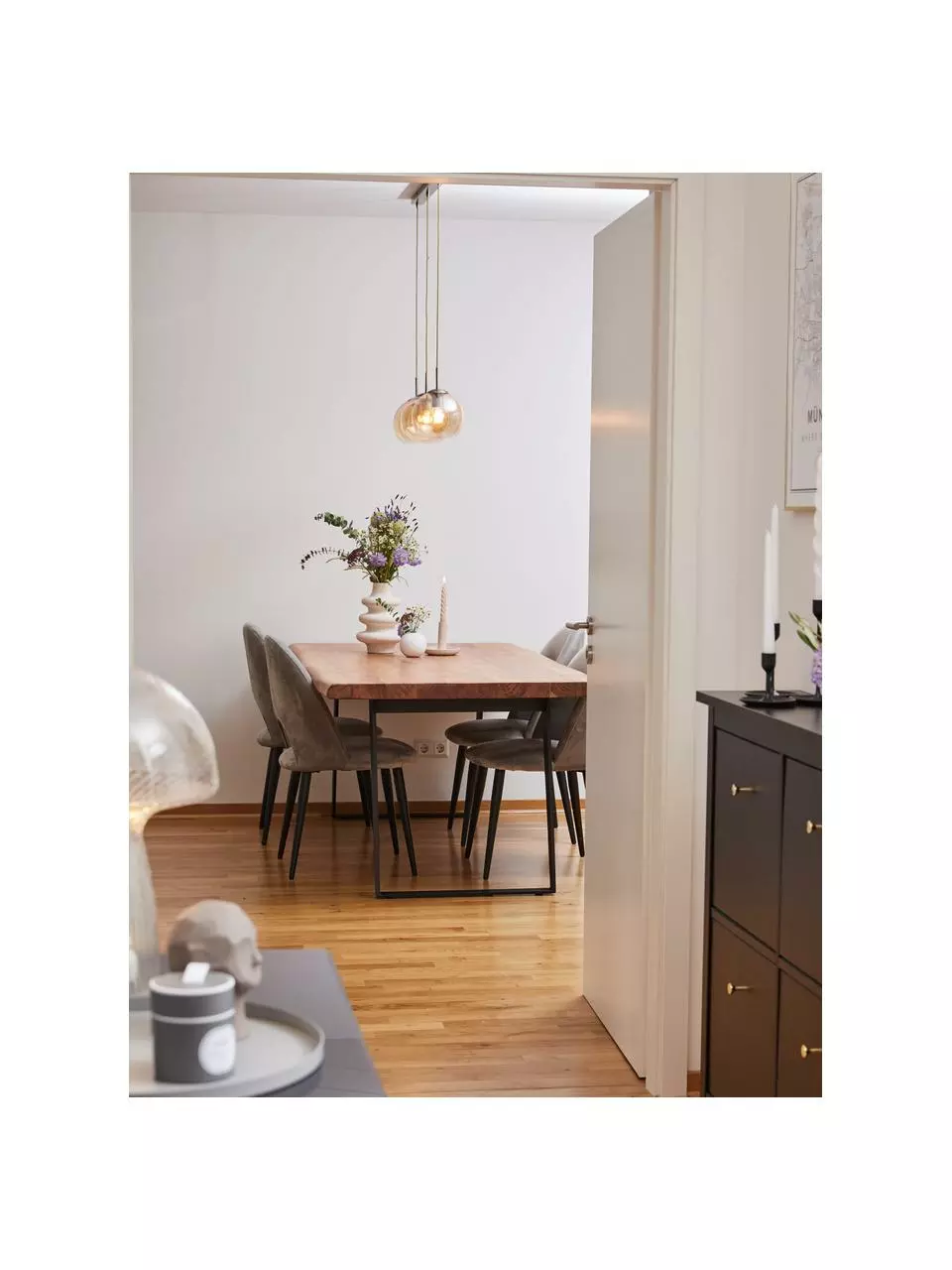 Westwing Collection Große Pendelleuchte Hamilton in Messing, B 81 x H 13 cm 4 Westwing Collection Große Pendelleuchte Hamilton in Messing, B 81 x H 13 cm – Bild 2