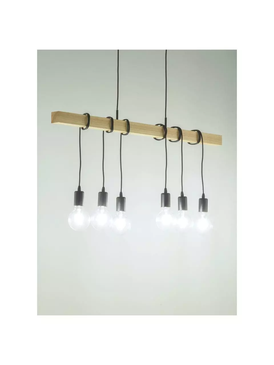 Große Pendelleuchte Townshend aus Holz, B 100 x T 10 cmNur noch 1 Artikel verfügbar 8 Große Pendelleuchte Townshend aus Holz, B 100 x T 10 cmNur noch 1 Artikel verfügbar – Bild 6