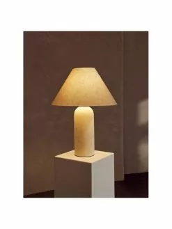 Alex Rivière x Westwing Collection Große Tischlampe Gia mit Marmorfuß in Travertin-Optik, Ø 46 x H 60 cm -Leuchten Verkaufsladen Grosse Tischlampe Gia mit Marmorfuss in Travertin Optik 2