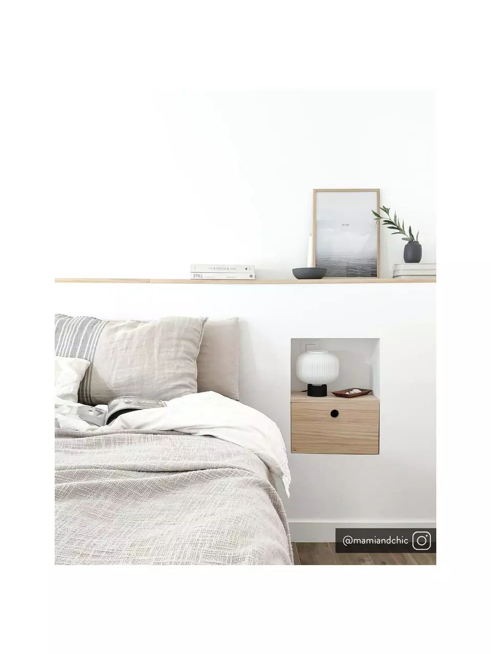 Nordlux Kleine Nachttischlampe Charles aus Opalglas, Ø 20 x H 20 cm 4 Nordlux Kleine Nachttischlampe Charles aus Opalglas, Ø 20 x H 20 cm – Bild 2