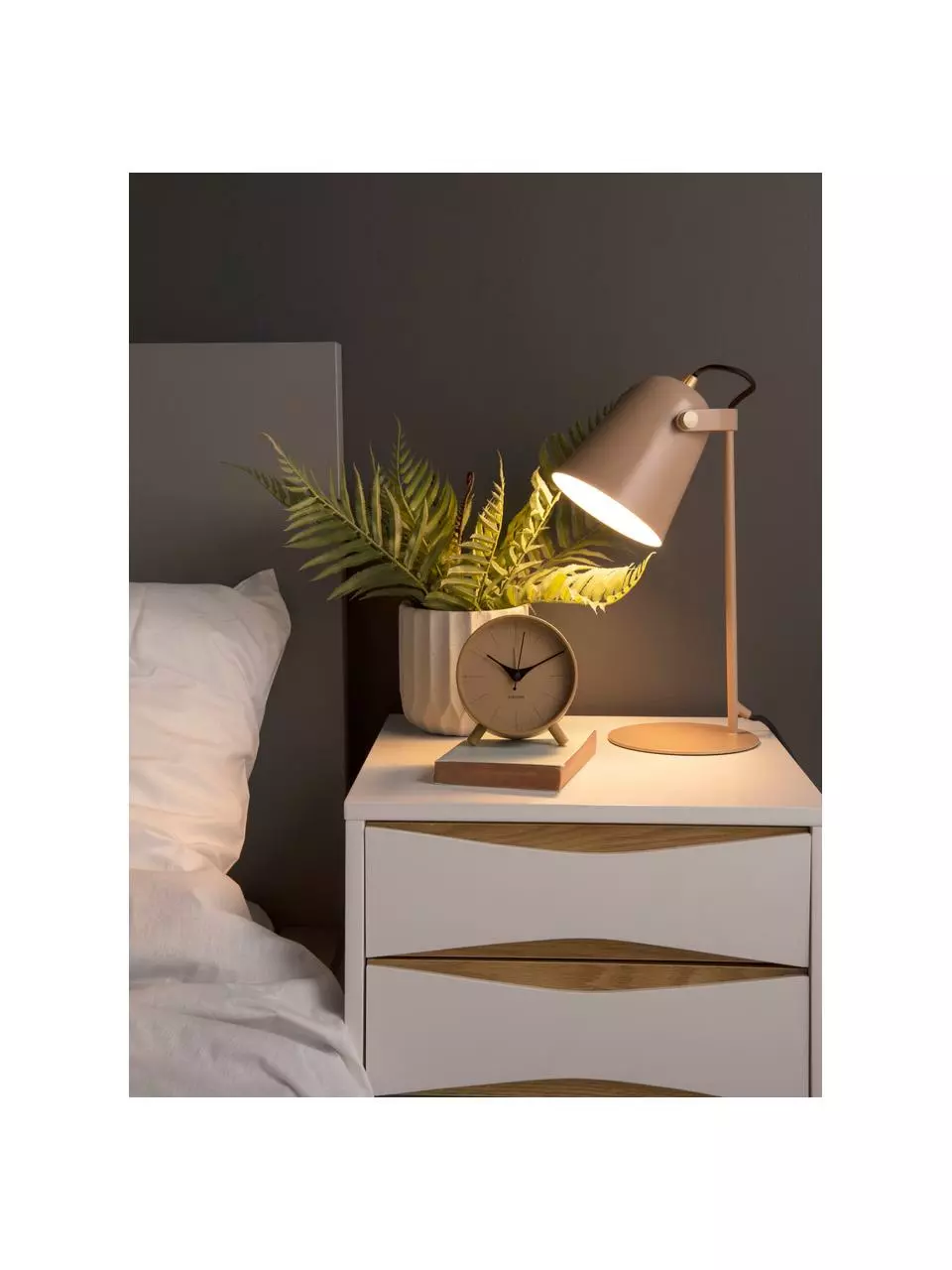 Kleine Schreibtischlampe Steady in Sandfarben, B 13 x H 36 cmNur noch wenige verfügbar 4 Kleine Schreibtischlampe Steady in Sandfarben, B 13 x H 36 cmNur noch wenige verfügbar – Bild 2