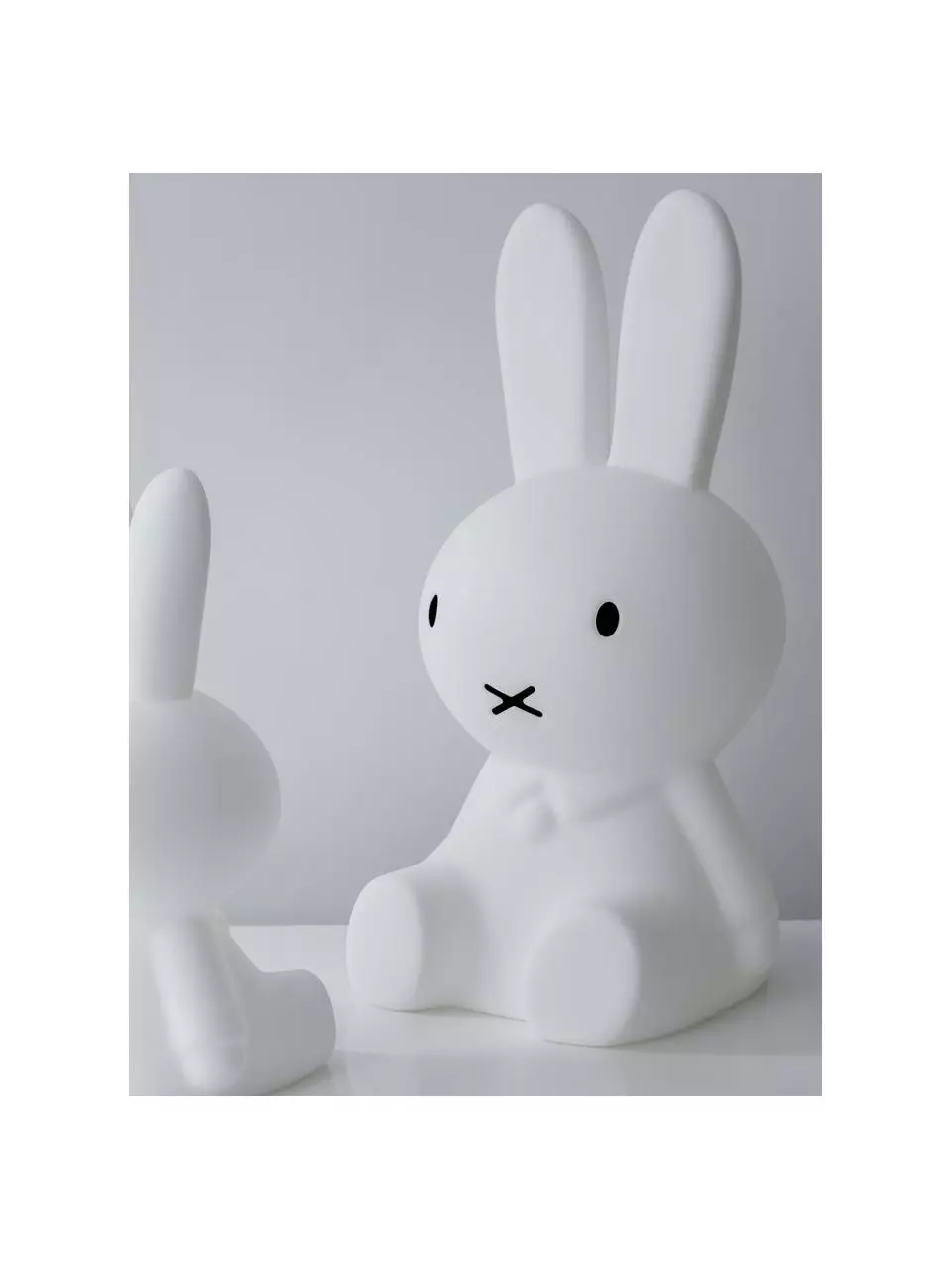 Mr Maria LED-Bodenleuchte Miffy, B 40 x H 80 cmNur noch 1 Artikel verfügbar 8 Mr Maria LED-Bodenleuchte Miffy, B 40 x H 80 cmNur noch 1 Artikel verfügbar – Bild 6