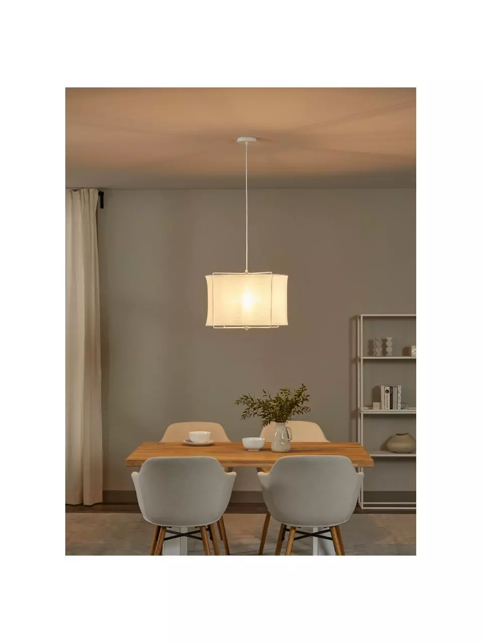 Westwing Collection Pendelleuchte Clouds aus Leinen in Weiß, Ø 50 x H 29 cm 4 Westwing Collection Pendelleuchte Clouds aus Leinen in Weiß, Ø 50 x H 29 cm – Bild 2