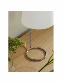 Westwing Collection Tischlampe Cade in Silber, Ø 19 cm x H 42 cm -Leuchten Verkaufsladen Tischlampe Cade in Silber 3