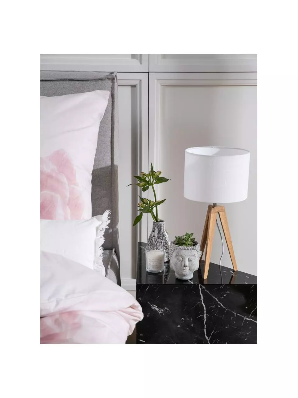 Markslöjd Tischlampe Kullen aus Eichenholz, Ø 23 x H 44 cm 4 Markslöjd Tischlampe Kullen aus Eichenholz, Ø 23 x H 44 cm – Bild 2