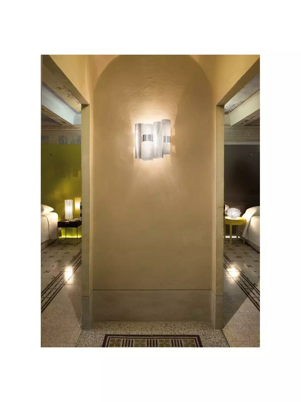 Slamp Wandleuchte La Lollo aus Kunststoff, B 28 x H 30 cm 7 Slamp Wandleuchte La Lollo aus Kunststoff, B 28 x H 30 cm – Bild 5